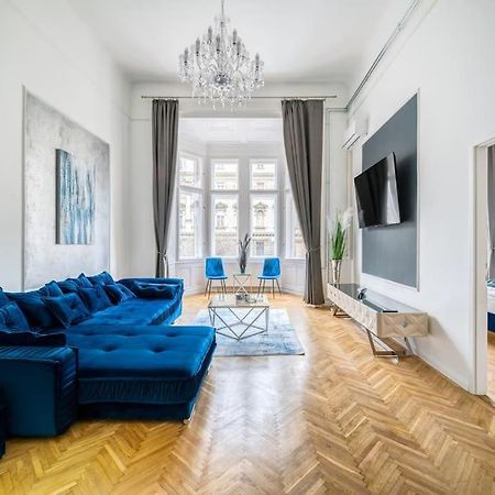 Appartement Andrassy Grandeur With Indoor Parking à Budapest Extérieur photo